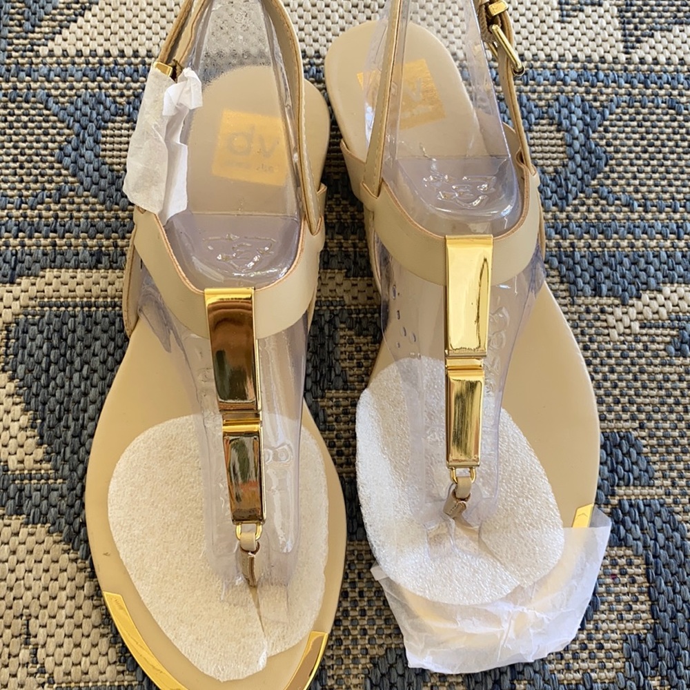 DV dolce vita sandals 8.5 new
